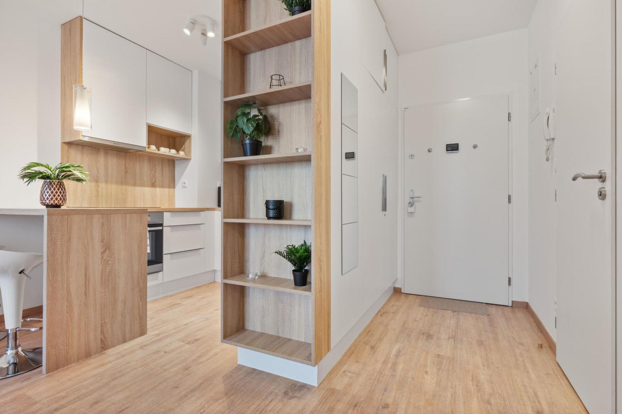 Lam Safari - Balcony - Ac - Free Parking Apartment Bratislava Bagian luar foto